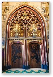 License: Ornate gold doors of the town hall