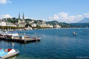 Luzern, Reuss River