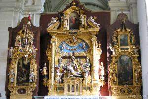 Altar in Hof Church