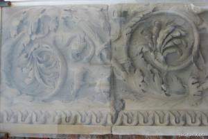 Detailed entrance