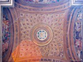 Next: Ceiling of part of Monumento Vittorio Emanuele