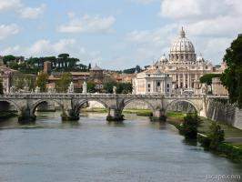 St. Peter and Tiber River