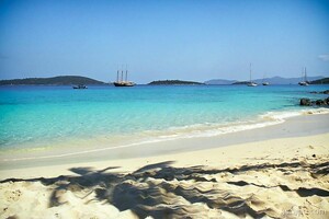 Salomon (Solomon) Beach, St. John