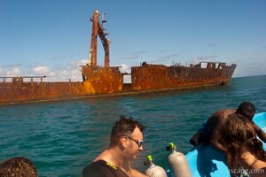 Divers getting ready