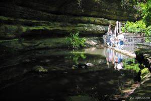 Trail in Starved Rock