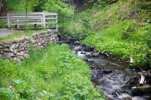 Stream and observation deck, Munising Falls
