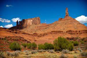 Priest and Nuns (left), Castle Rock (Castleton Tower) on right