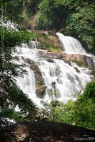 Mae Ya Waterfall