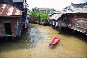Residences along the Chao Phraya