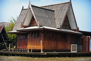 Home along one of many canals (khlongs)