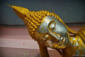 Next: Reclining Buddha
