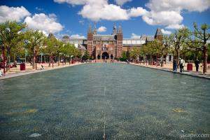 Front view of the Rijksmuseum