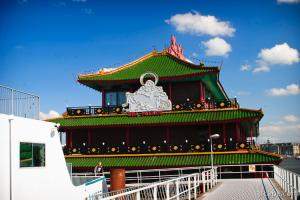 Sea Palace Chinese restaurant on the water