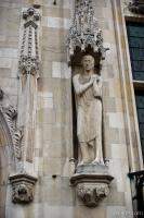 Sculptures on the Gothic Hall