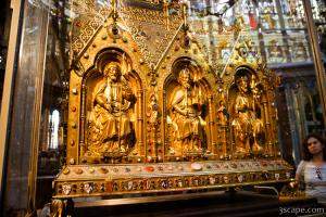 Bishops in gold