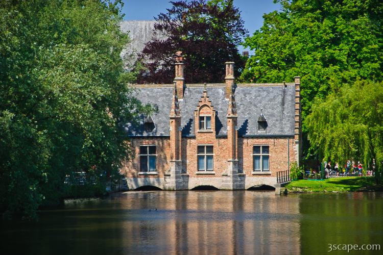 House on southern bridge of Minnewater