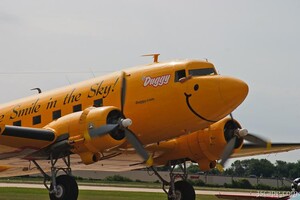 Duggy the DC-3 - The Smile in the Sky