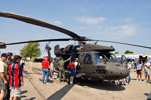 UH-60 Blackhawk helicopter