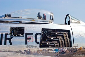 Guns in F-86 Sabre (Capt. Wyatt 'Pigdog' Fuller)