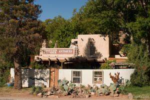Frontier Plunder antique shop