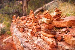 Rock cairns (tourist see, tourist do)