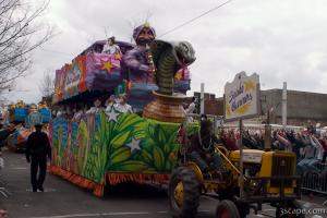 Snake Charmers Float (Krewe of Iris)