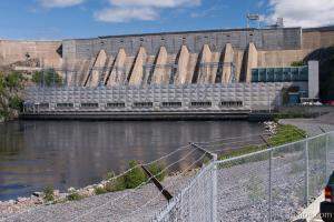 Manic 2 hydroelectric dam