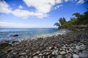 Rocky shoreline near DT Fleming beach