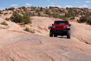 Jeep Rubicon on Fins N Things slickrock 4x4 trail