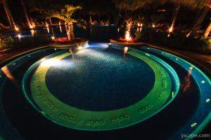 Night shot of the adult pool