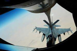 F-16 Falcon getting refueled