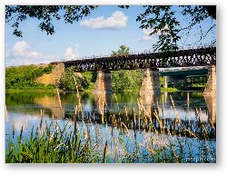 License: Fox River Rail Bridge
