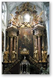 License: Altar in St. Peter's