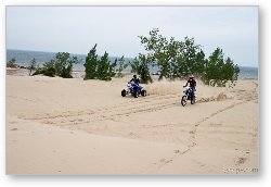 License: Motorbiking the dunes