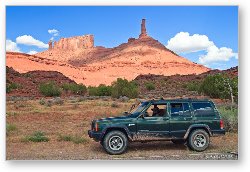 License: Jeep near Priest and Nuns (left), Castle Rock (Castleton Tower) on right