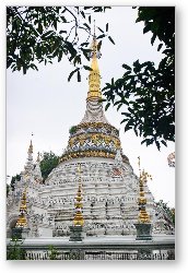 License: The Chedi at Wat Saen Fang