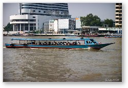 License: Water taxi on Chao Phraya