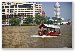 License: Water taxi on Chao Phraya