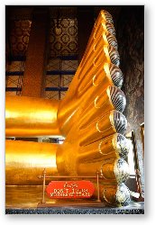 License: Enormous gold Reclining Buddha at Wat Pho