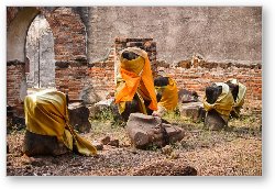 License: Ruins of sacred Buddha statues, Wat Phrasrirattanamahathat