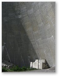 License: Original water relief at base of dam