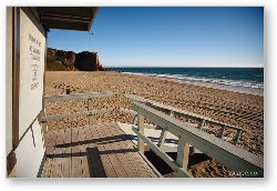 License: California Lifeguard shack at Zuma Beach