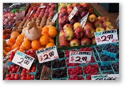 License: Fresh fruit at Pike Place Market