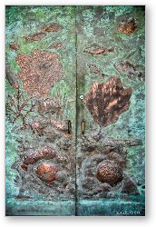 License: Interesting copper door at Crane Point 