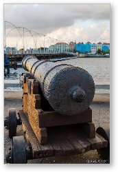 License: Old Cannon in Willemstad