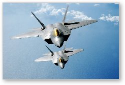 License: F-22 Raptors in formation