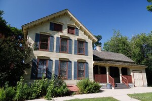 Historic Sunderlage Farm House 3