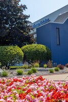 Hoffman Estates Village Hall