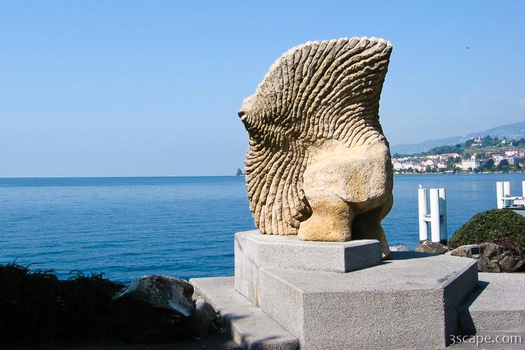 Sculpture on Lake Geneva (Montreux)