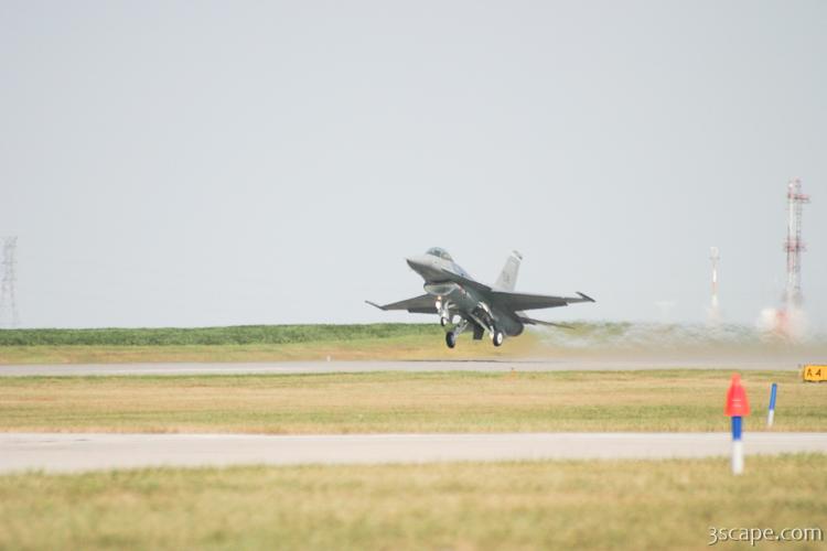F-16 Falcon taking off